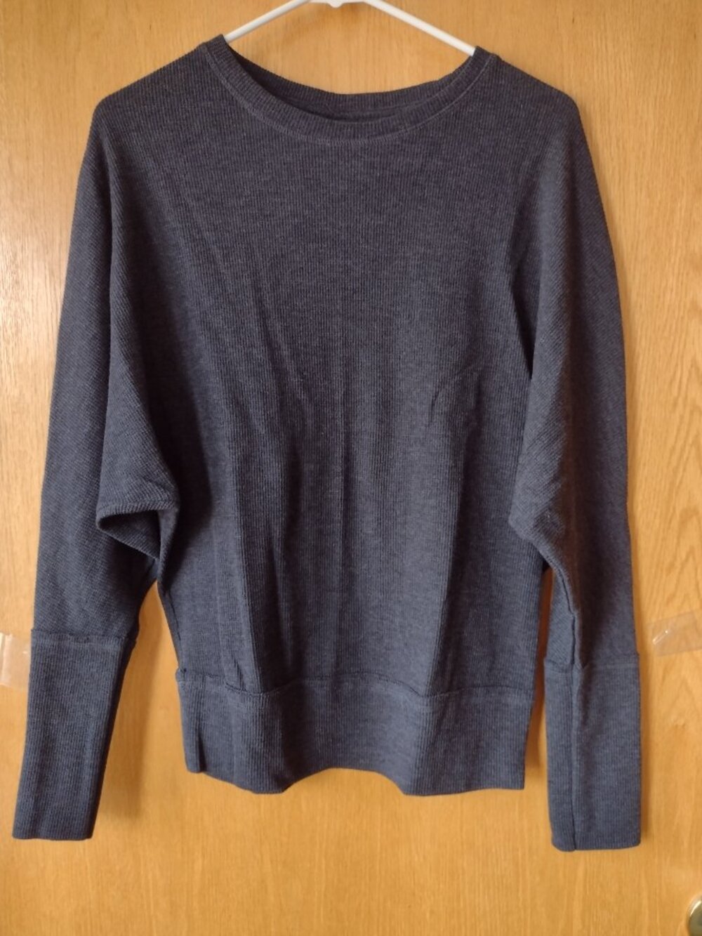 Mono B Seamless Bat Wing Thermal Top Size Small